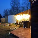 Дом отдыха Islandzka Chatka- Jacuzzi I Sauna W Cenie Мжики