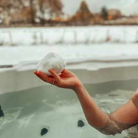 Islandzka Chatka- Jacuzzi I Sauna W Cenie 펜션