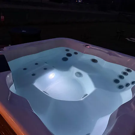 Islandzka Chatka- Jacuzzi I Sauna W Cenie Vakantiehuis *